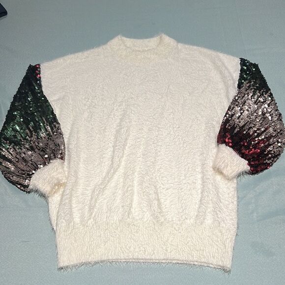 Cream Puffy Sleeve Sequence Fuzzy Sweater Size S/M C31 - Picture 2 of 6